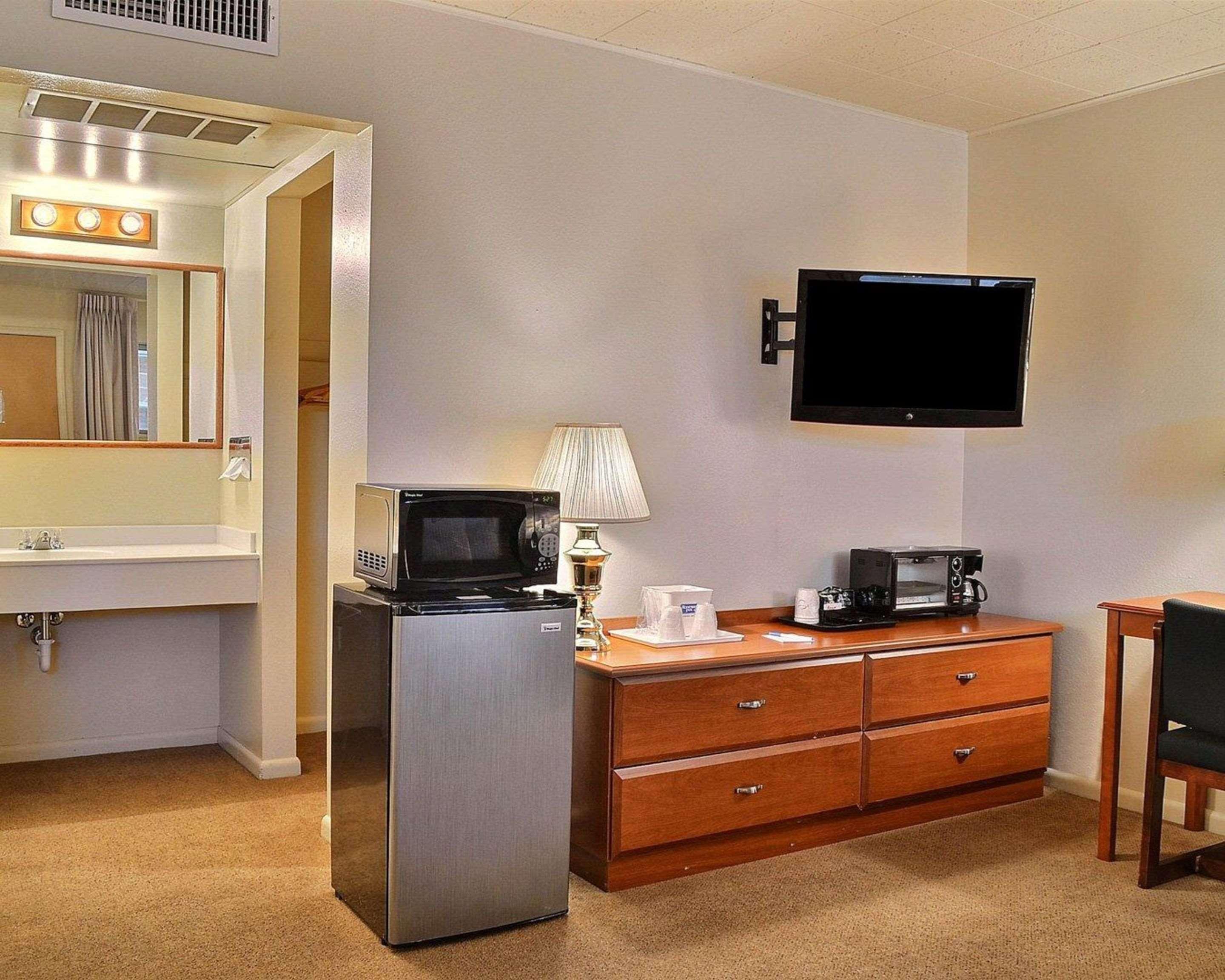 Skyline Motor Inn Cody Exteriér fotografie