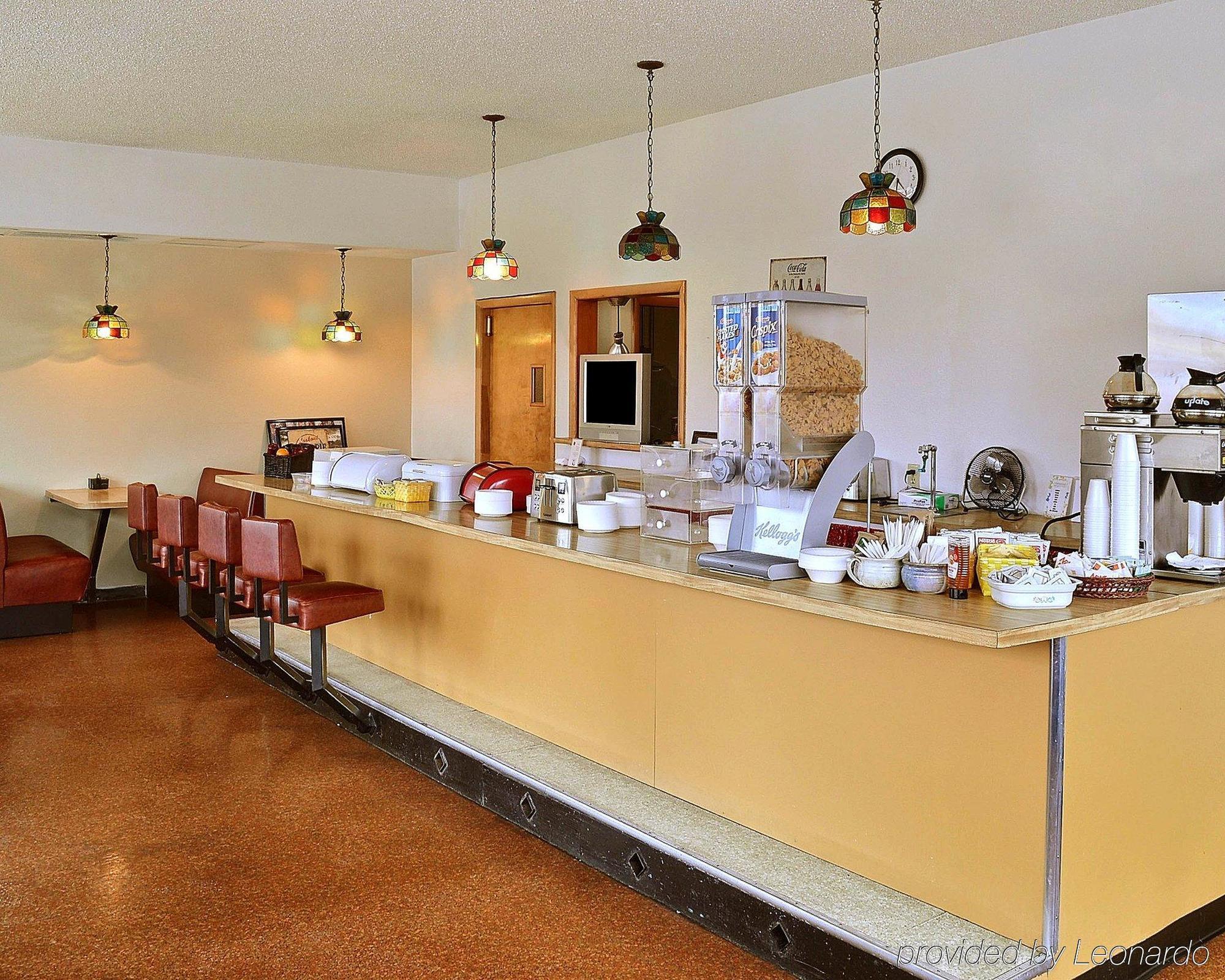 Skyline Motor Inn Cody Exteriér fotografie